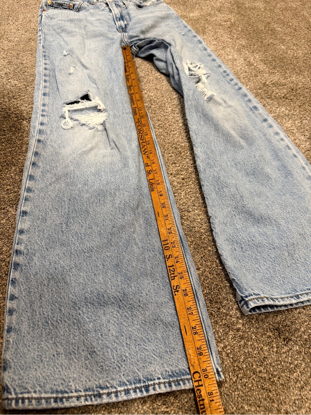 GT-0155 Levi’s Ribcage Wide Leg Jeans 28 Light Wash Distressed High Rise - Picture 7 of 7